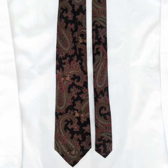 Charwood Davidsons of Virginia Silk Necktie - Picture 3 of 10